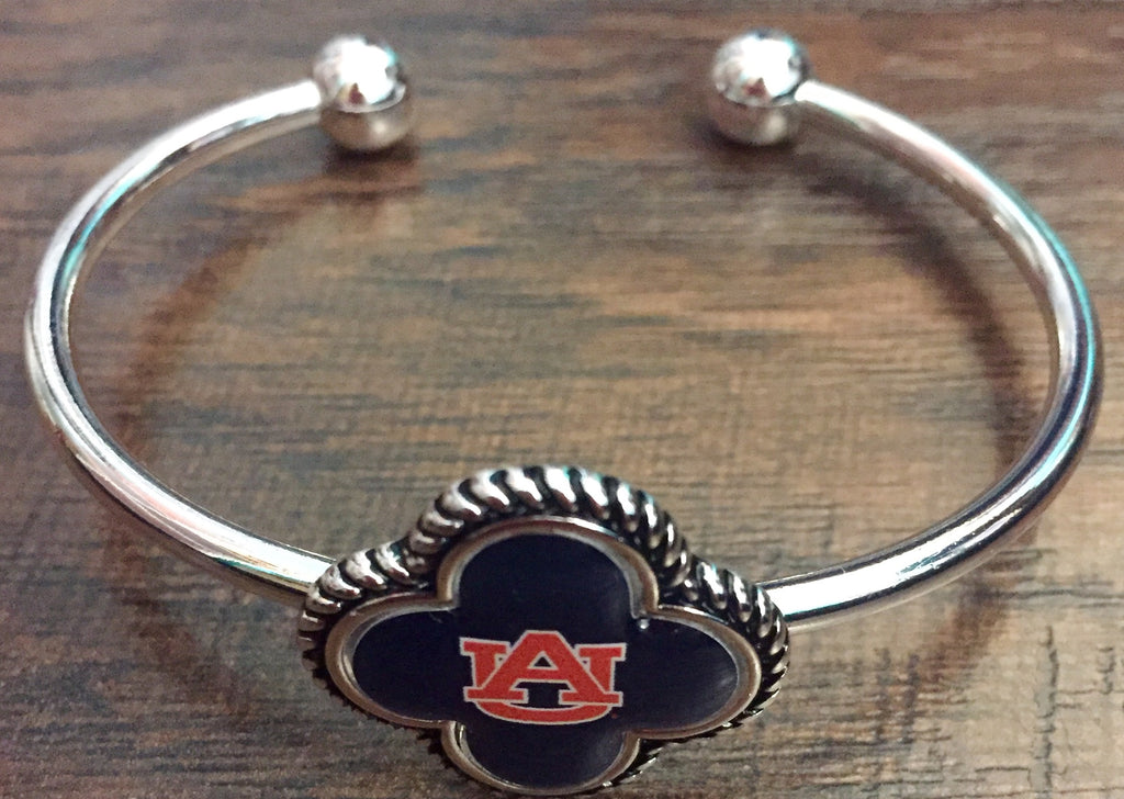 Auburn Clover Bracelet